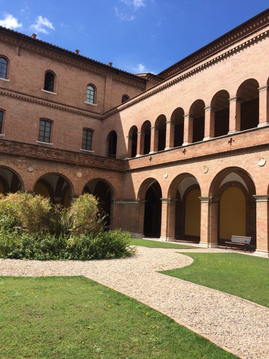 Sant’ Anselmo – inner courtyard Sant’ Anselmo inner courtyard.